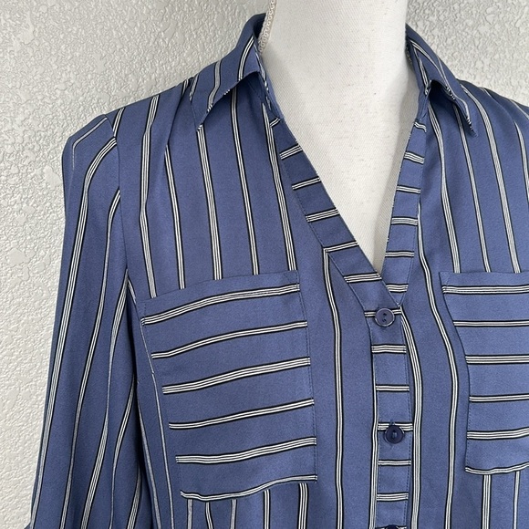 IZ Byer Blue Black & White Striped Button Down High Low Top Size XS - Picture 2 of 7